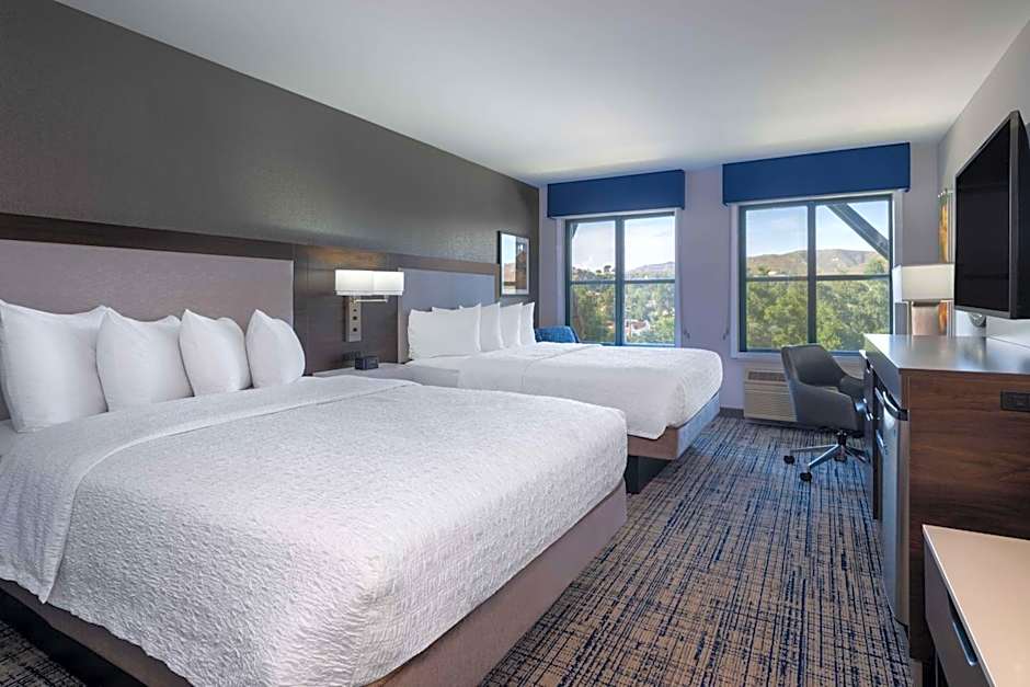 Hampton Inn By Hilton & Suites Agoura Hills