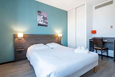 1 Double Bed, Nonsmoking, Upgrade