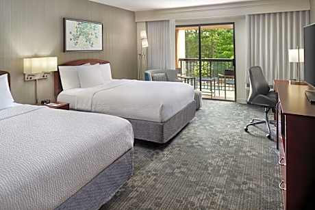 Queen Room with Balcony