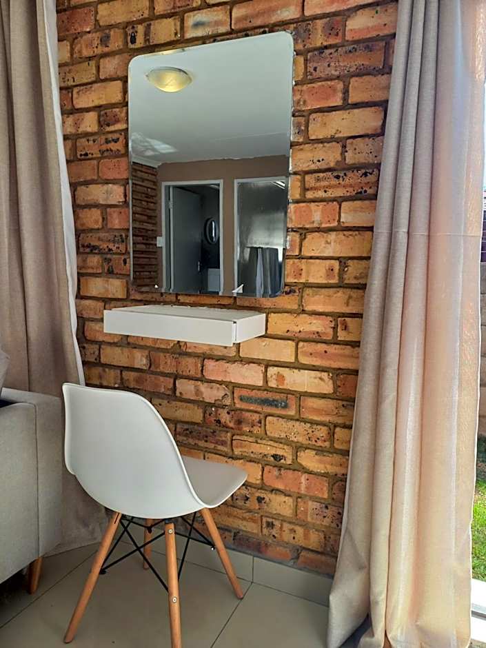 Inni Bush Guesthouse