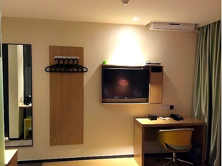 7 Days Inn Guilin Xing'an Lemandi