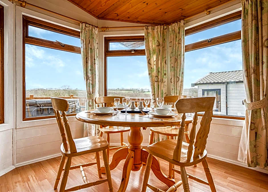 Meadow Lakes Holiday Park