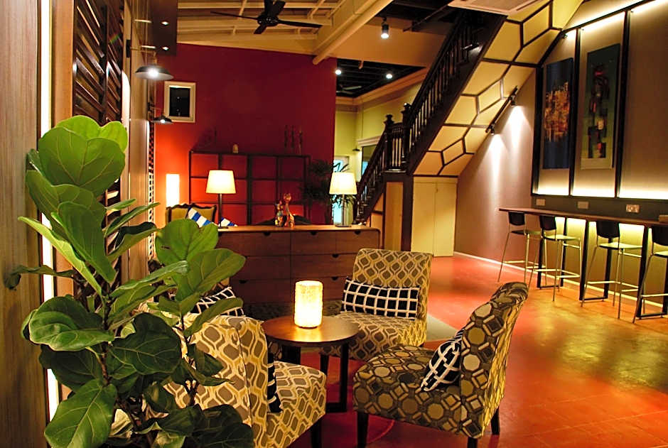 iStay Hotel