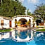 Casa Flor de Mayo