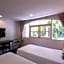 24 Inn at BTS Phrom Phong
