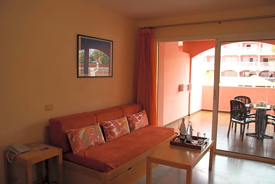 Marola Park Apartmentos