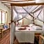 Hakuna Majiwe Beach Resort
