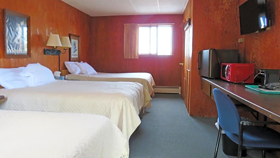 Indianhead Ironwood Hotel