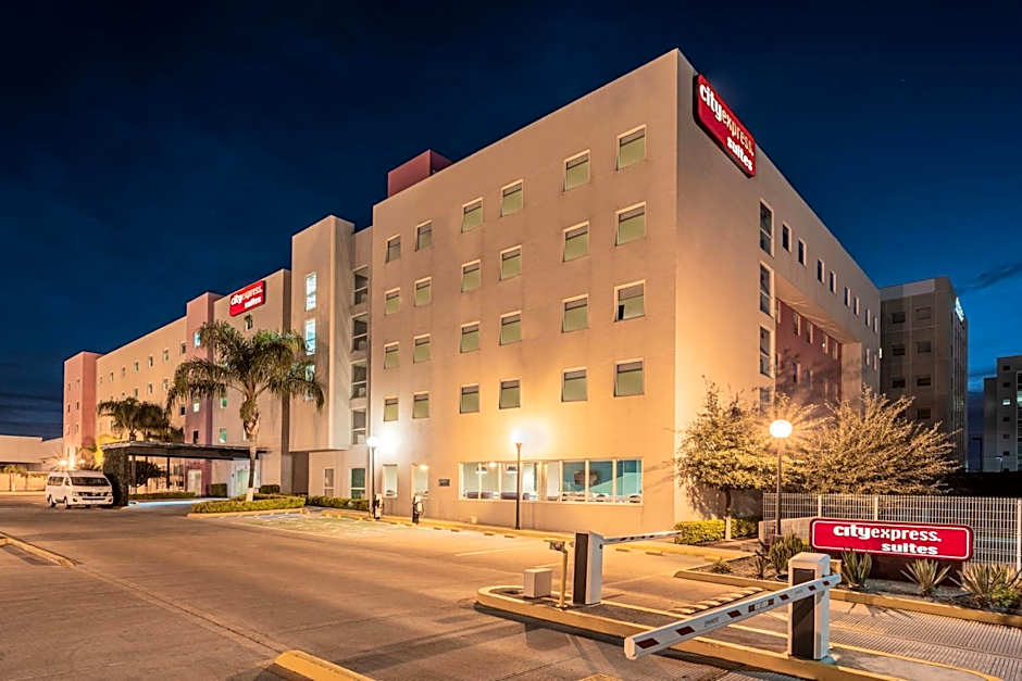 City Express Suites by Marriott Queretaro