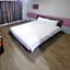 New Manhattan Tourist Hotel