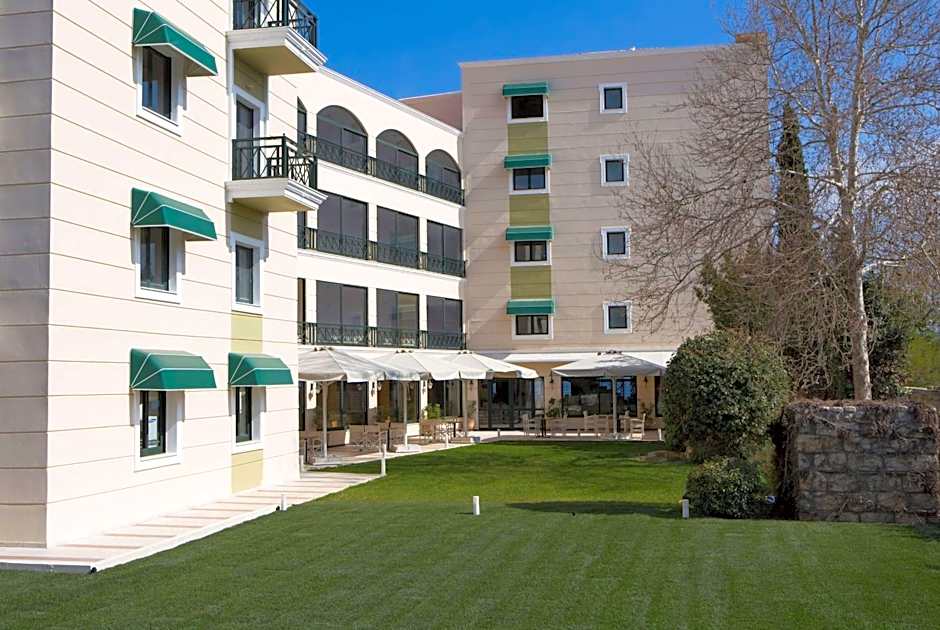 Ramada by Wyndham, Athens Club Attica Riviera