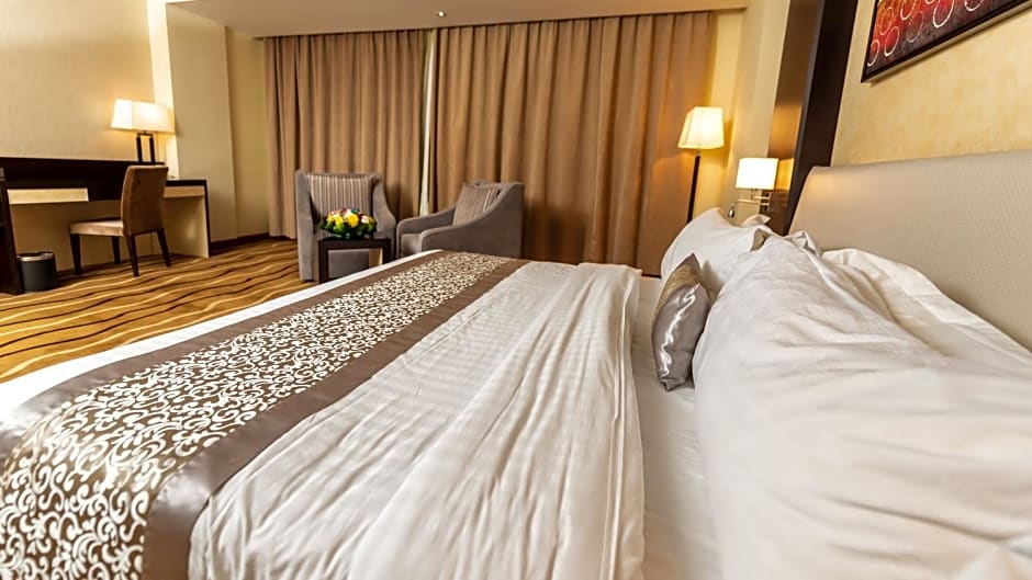 NATIONAL PARK HOTEL