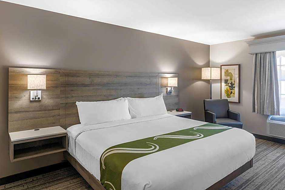 Quality Inn & Suites Amsterdam
