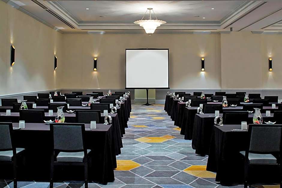 Renaissance by Marriott Providence Downtown Hotel