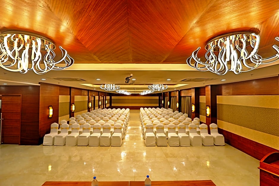 VITS Devbhumi Hotel