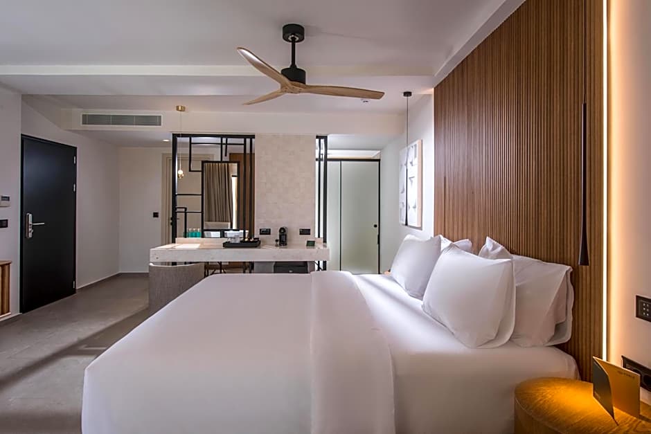 Noble Hotel & Suites - Adults Only