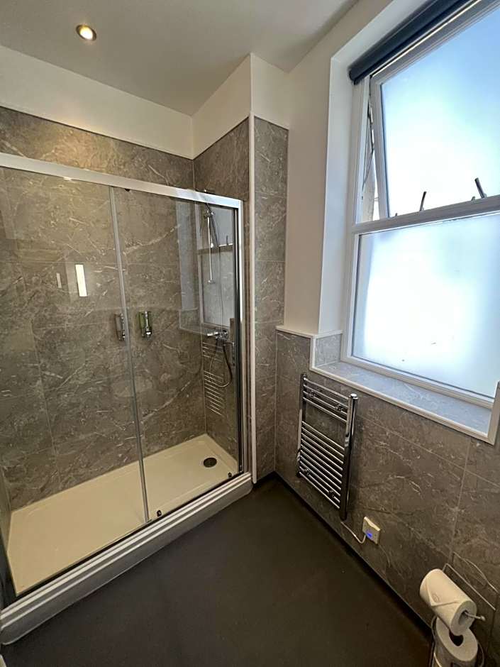 Fenwick Sunrise Hotel