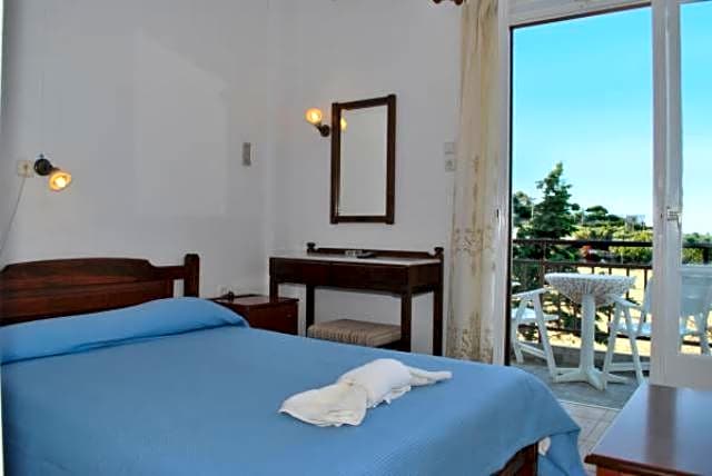 Photo 1 of 6 of Triple Room (Self Check-in with Virtual Front Desk)