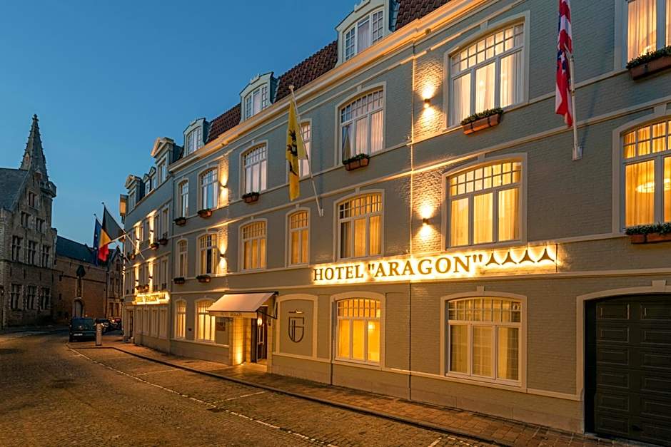 Photo 1 of 50 of Hotel Aragon