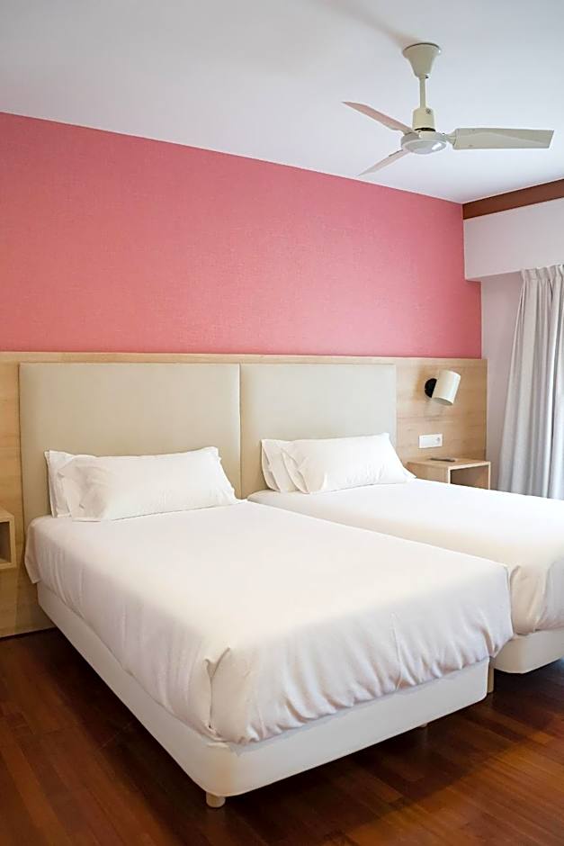 Hotel Parking Miradoiro de Belvís