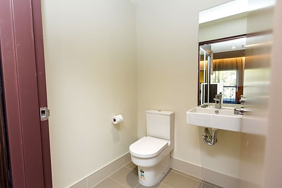 Alexandra Hills Hotel