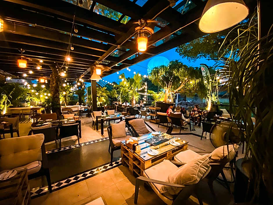 Letana Hotel Samuprakarn