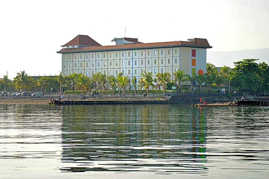 Singaraja Hotel