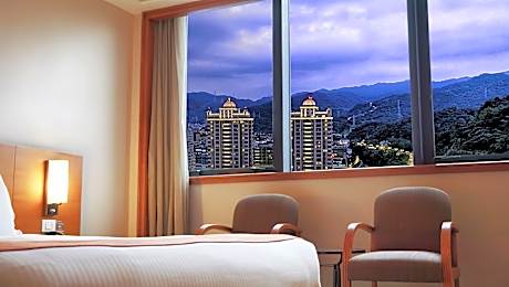 Classic Quadruple Room