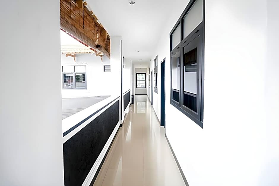 RedDoorz Plus @ Jalan Raden Intan Lampung