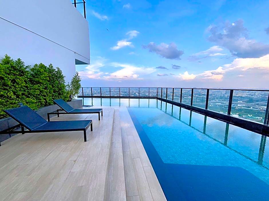 Cassia Rama 9 Bangkok