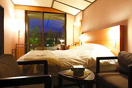 Deluxe Double Room with Tatami Area and Open-Air Bath - Non-Smoking