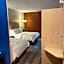 Holiday Inn Express Cedar Rapids - Collins Road By IHG