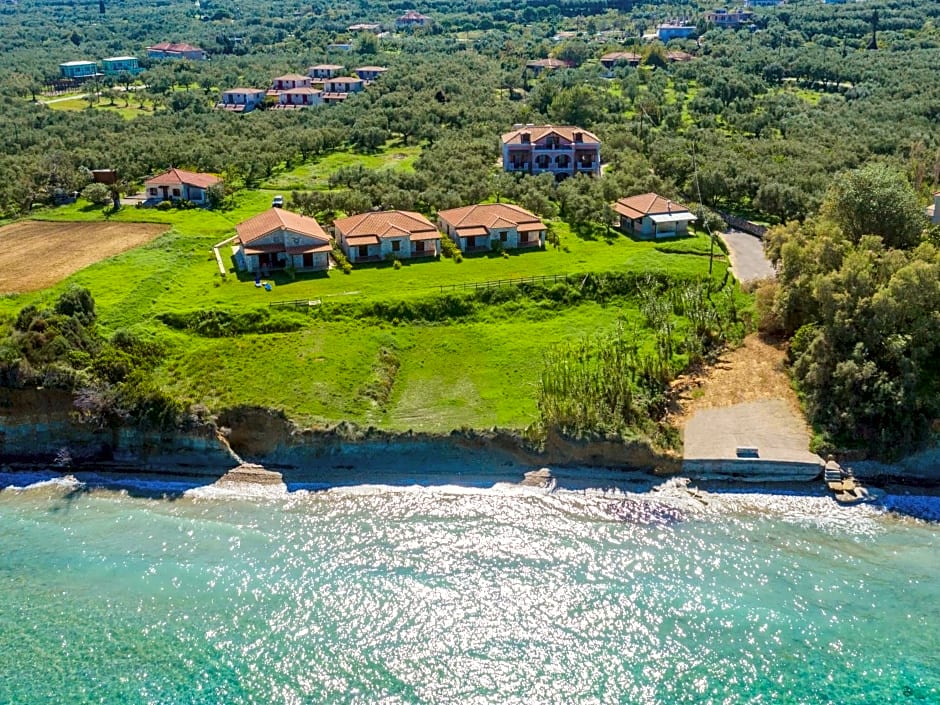 Kavos Psarou Studios & Apartments