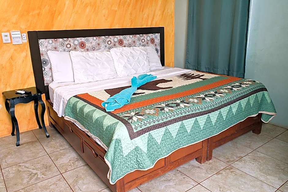 Saak Luúm Ruta Puuc