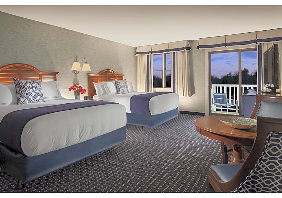 Hyannis Harbor Hotel