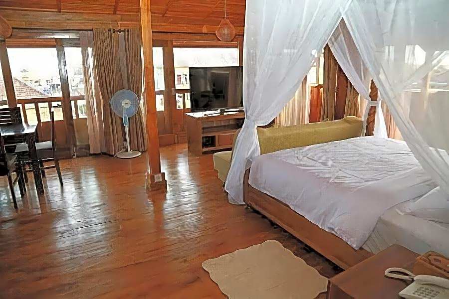 Seahouse Bali Indah Beach Inn