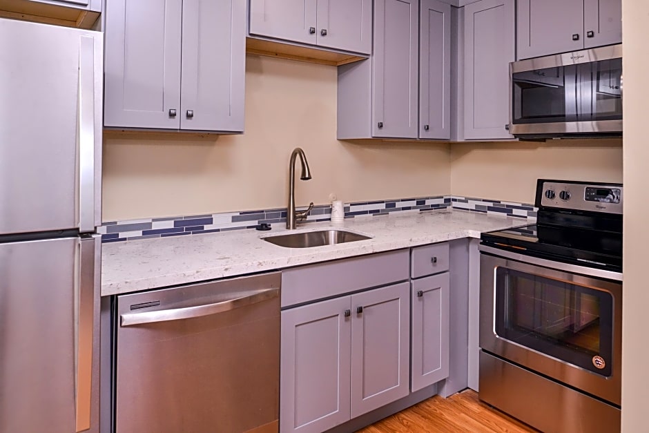 Sunrise Garden Suites