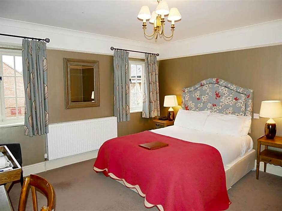 The Angel in Wootton Bassett