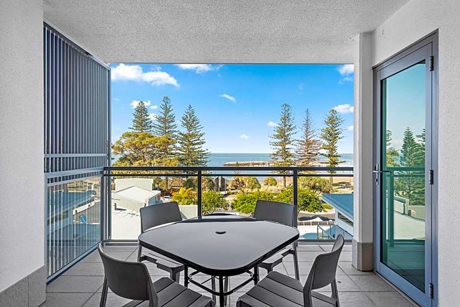 Proximity Waterfront Apartments