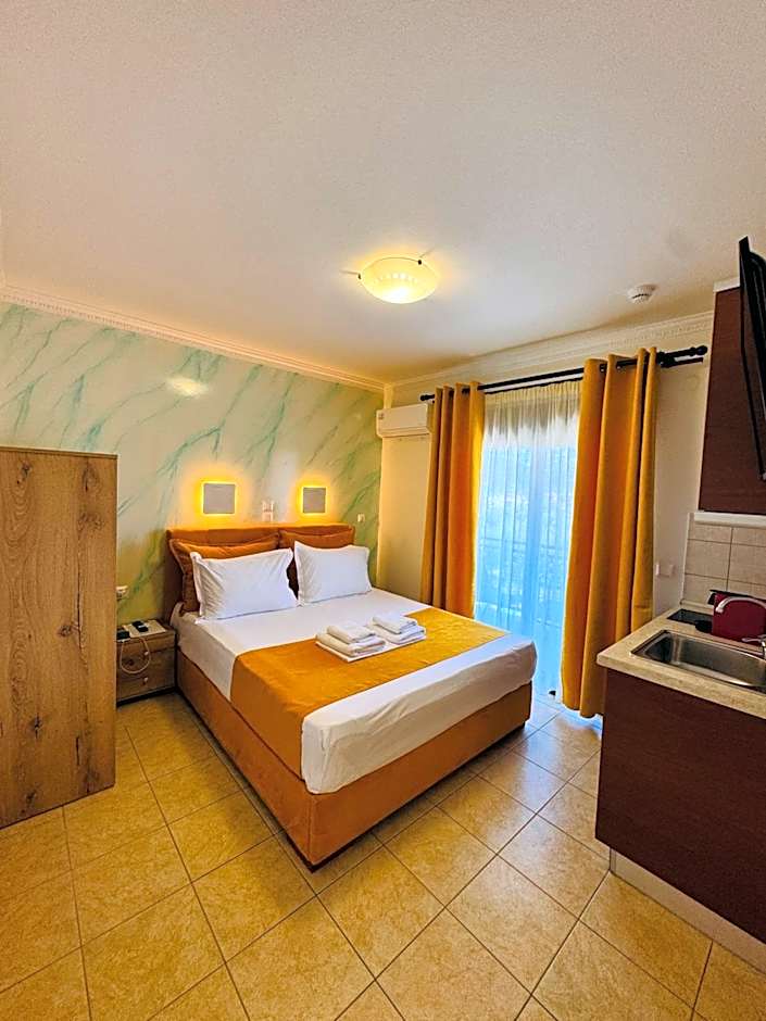 Anassa Deluxe Apartments & Studios