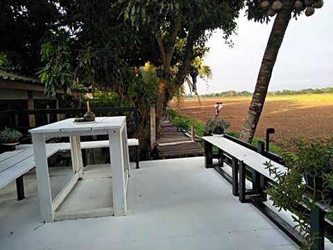 Oui Kaew Homestay