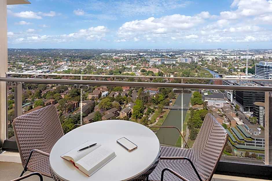 Meriton Suites Church Street, Parramatta
