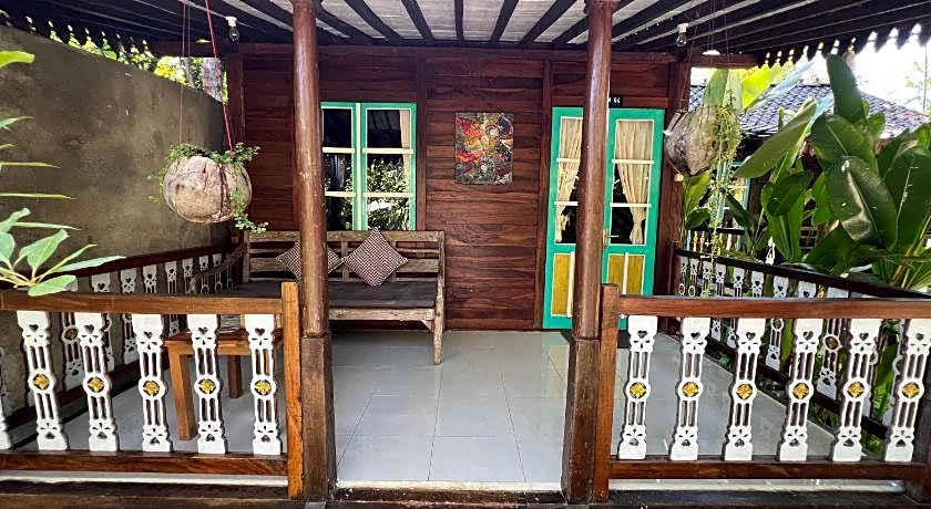 Tahlia's Villa