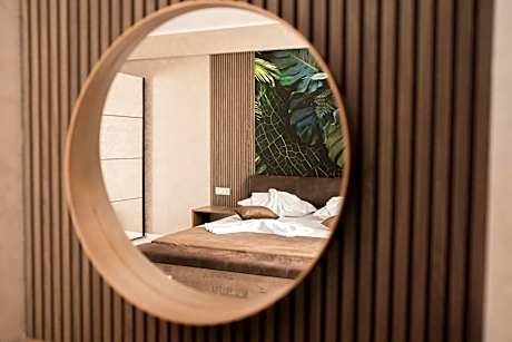 TUDOR BY DEDAL APARTHOTEL