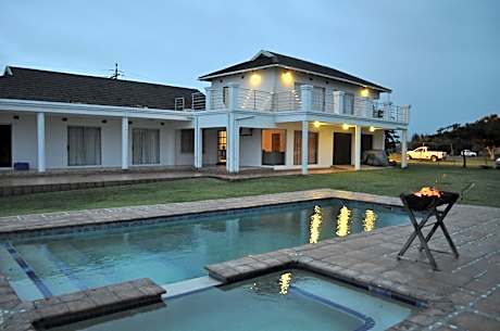 SeaXplore Lodge and Dive Center