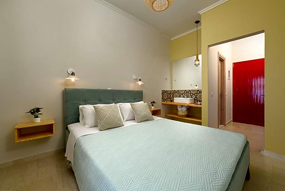 Batelo - Adults Only