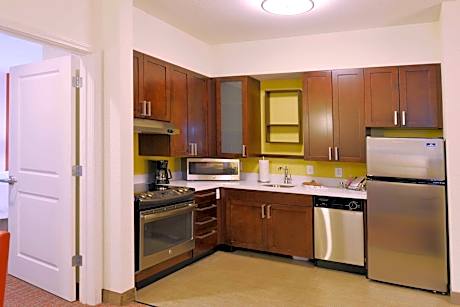 Studio, 1 King Bed with Sofa bed (1 King Bed and 1 Double Sofa Bed)