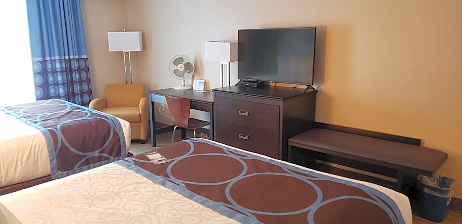 Super 8 by Wyndham Spruce Grove