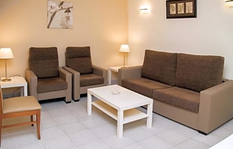 STANDARD ONE BEDROOM APARTMENT 3 PAX