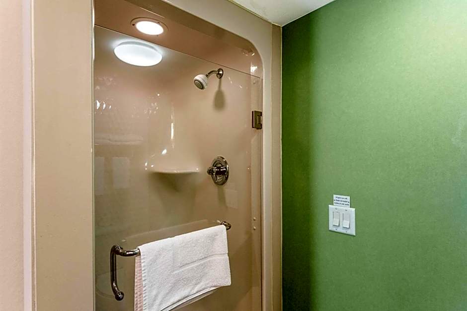 Sleep Inn And Suites Niantic